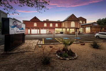 酒店 Pearl On The Concho Surestay Collection By Best Western