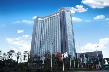 בית מלון כפרי Wyndham Grand Plaza Royale Xianglin Shaoyang