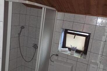 הוסטל Guest House Pocitelj