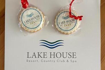 Lake House Resort Country Club & Spa