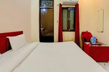 Hotelli Oyo 81467 Excel Home Stay
