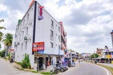 Bed and Breakfast Fabexpress Krishna Suites