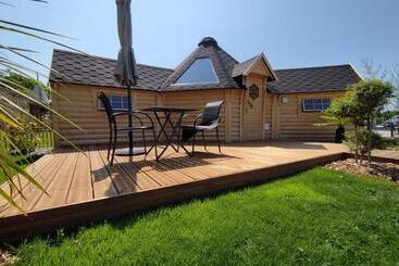 Pension Cottage Climatisé Avec Baignoire Spa 2 Personnes