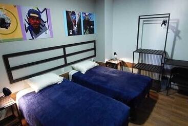 Hotel Sttiny Monterrey Tecnológico