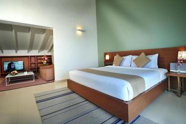 Albander Hotel & Resort