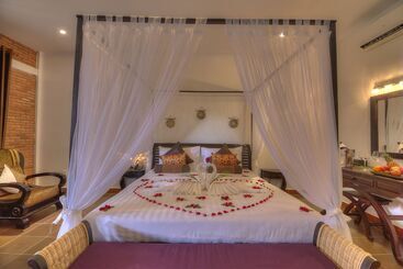 هتل My Unique Villa Siemreap