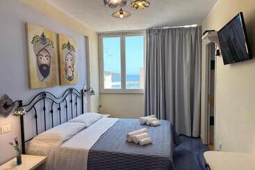 פנסיון Badia Rooms & Breakfast