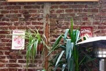 ホテル Hostel Point