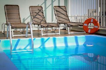 Cezanne Plaza Apart Hotel