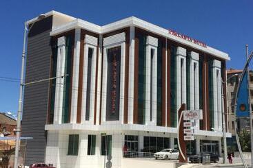 בית מלון כפרי Yze Pırlanta