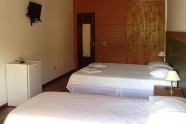 Hotel Dos Bretoes