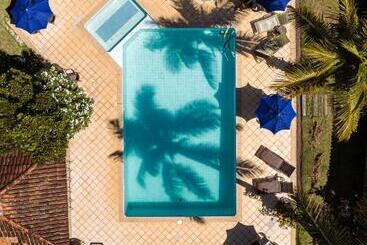 Hotel Pousada Estalagem Vila Tania