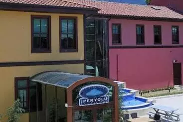 تختخواب و صبحانه Bursa İpekyolu