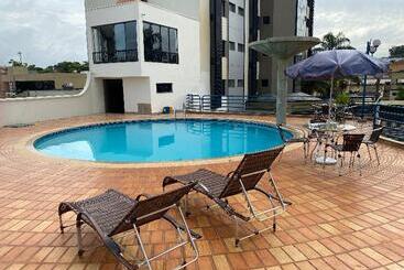 בית מלון כפרי Hd Plaza