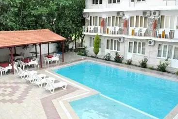 Hotel Dolphin Yunus