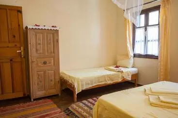 هتل Kalkan Turk Evi