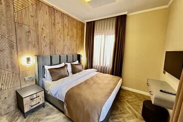 Miro Mara Boutique Hotel & Lounge Bar