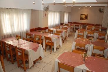 Hotel Bologna Mar Del Plata