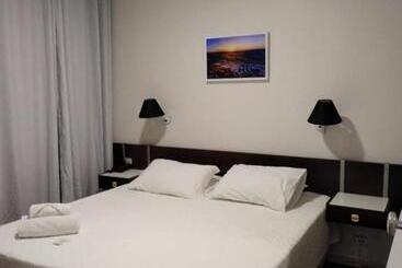 هتل De Rose Centro