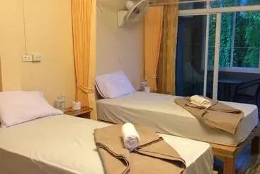 Retkeilymaja Khao Sok Residence Resort