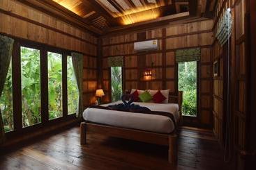 Thiwson Beach Resort   Sha Extra Plus