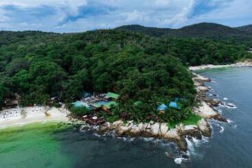 בית מלון כפרי Tongta Phaview Resort