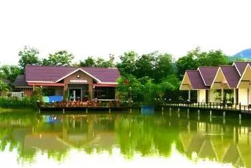Ban Naam Resort
