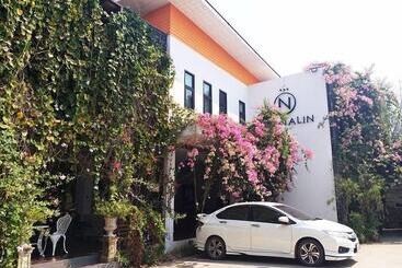فندق Natnalin