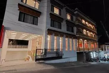 Hotel Old Road Mansion