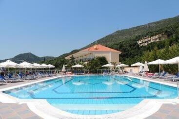 Отель Alea Resort