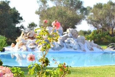 酒店 Simatos Apartments & Studios