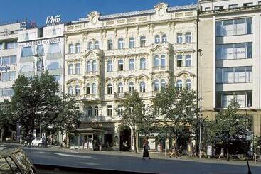 هتل Hapimag Apartments Prague