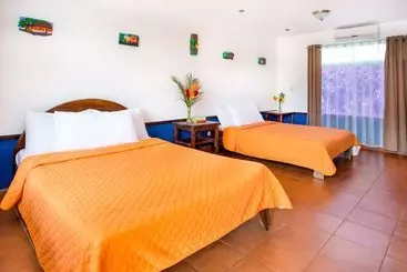 هتل Rancho León