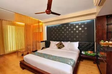 Hotel The River Retreat Ayurvedic Resort