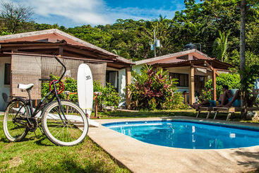 Апарт-отель Maoritsio Garden Studios