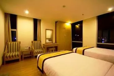 Nhat Linh Hotel & Suites Da Nang
