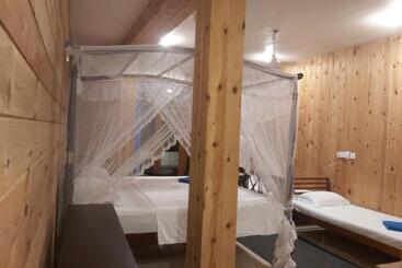 Hotel Aaradhya Mirissa