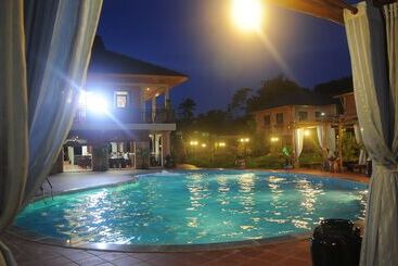 酒店 Vela Phu Quoc Resort