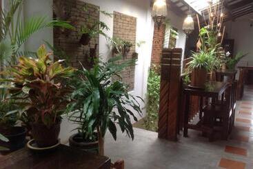 پانسیون Palm Mansion Boutique Suites