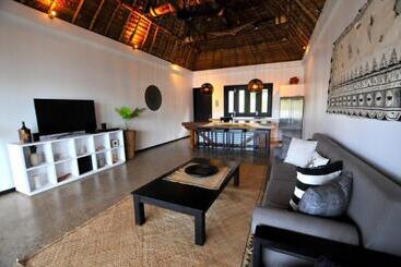 酒店 Paradise Cove Resort