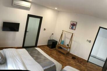 هتل Happy House Moc Chau