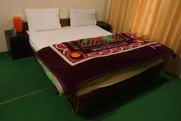 Hotel Raja Guest House Pahalgam Jammu And Kashmir India