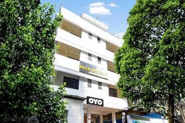 Hôtel Collection O Erica