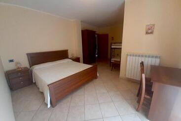 Residenza Rurale L Antico Castagneto