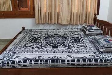 Raja Palace Resort & Mini