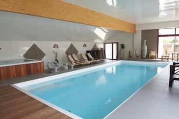 Bed and Breakfast Domaine De Kerzuat