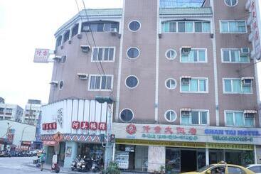 Otel Chantai