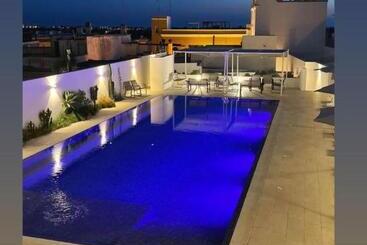 Pension Zahra Superior Suite With Private Pool