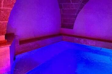 Majatalo Zahra Superior Suite With Private Pool