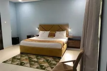 ホテル Breezes Beach Resort
